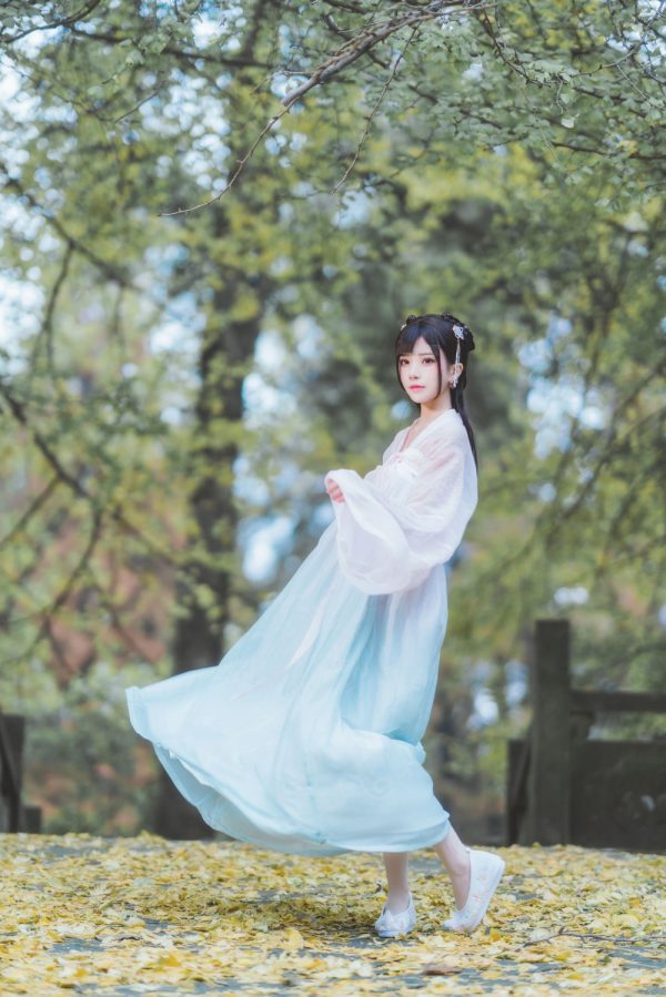 No.145-温柔×4 – 汉服银杏 [10P]-慕色阁