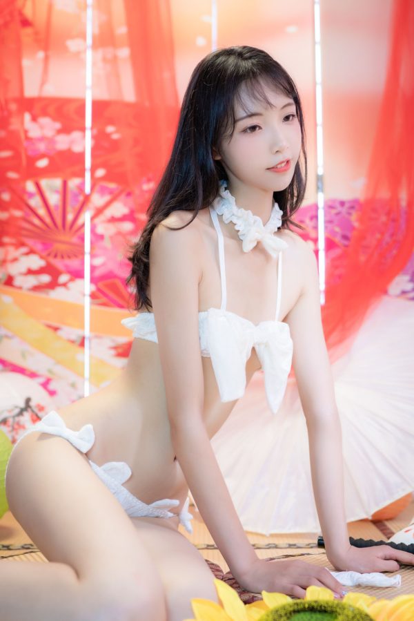 No.009-日系棚拍白猫咪内衣写真成片 [34P]-慕色阁