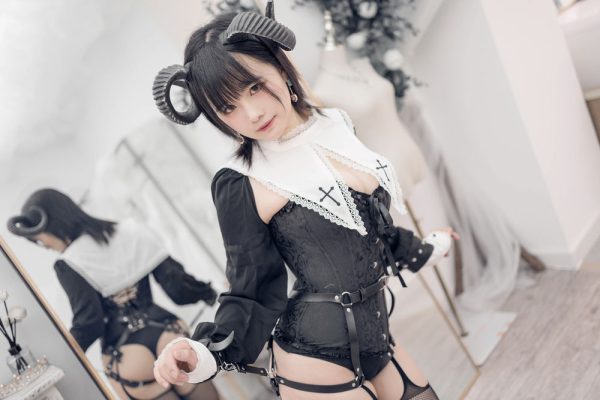 No.008-束缚恶魔 [34P]-慕色阁