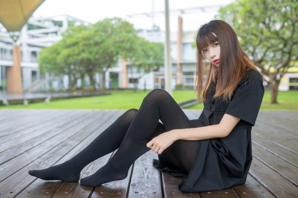 No.020-户外黑丝长腿 [41P]-慕色阁