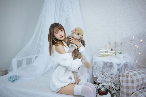 No.113 – 温馨少女与宠物们 [23P]-慕色阁