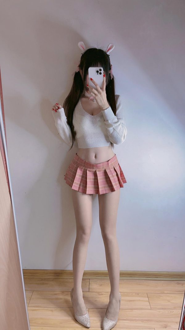 No.057 – 自拍系列 肉丝01 (8套) [114P]-慕色阁