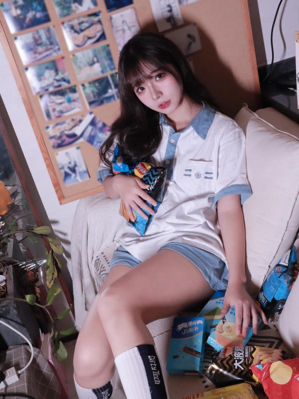 No.072 – 蓝白条少女 [46P]-慕色阁
