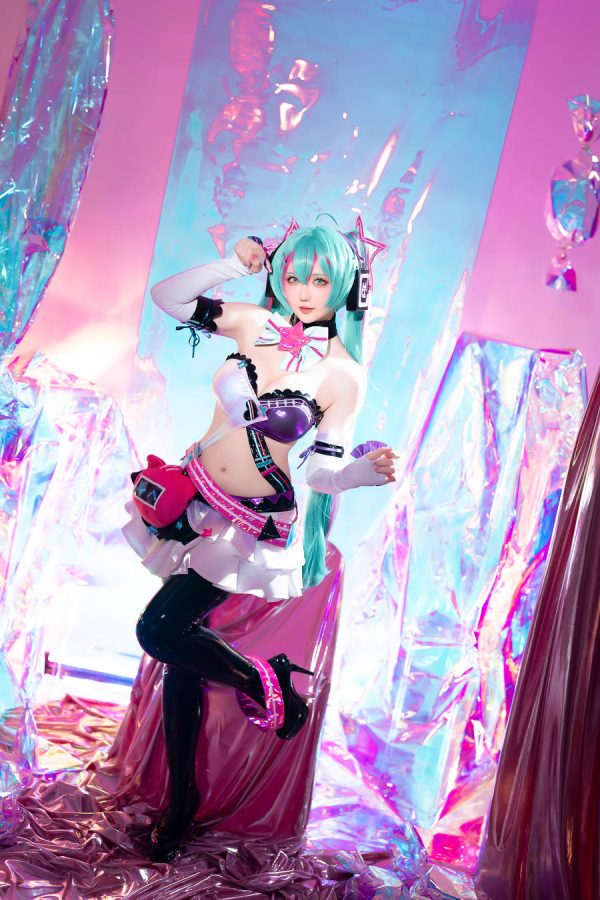No.235 – 2024年07月计划B Miku初音未来 喵斯快跑 [73P 1V]-慕色阁