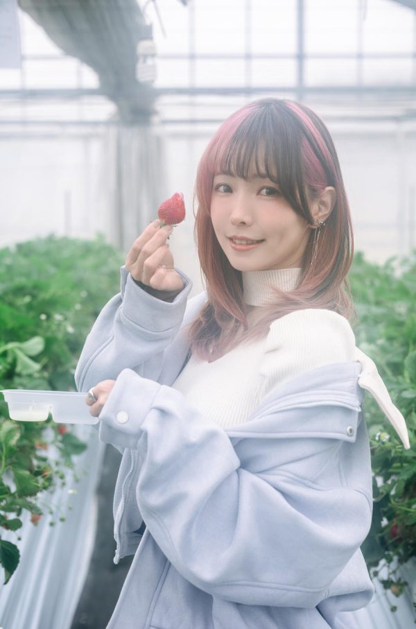 108 – Strawberry Picking Date [34P 2V]-慕色阁